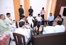 सड़कों की बदहाली पर मंत्री नंद गोपाल गुप्ता सख्त