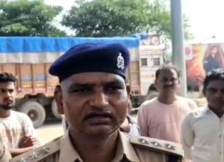 लालगंज में दर्दनाक सड़क हादसा, ट्रक की चपेट में आने से दो की मौत