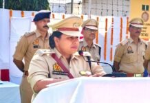 गांधी-शास्त्री जयंती पर पुलिस लाइन में राष्ट्रनायकों को नमन