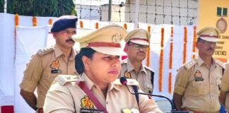 गांधी-शास्त्री जयंती पर पुलिस लाइन में राष्ट्रनायकों को नमन