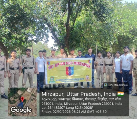 बजाज स्कूल के एनसीसी कैडेट्स ने श्रमदान कर दिया स्वच्छता का संदेश