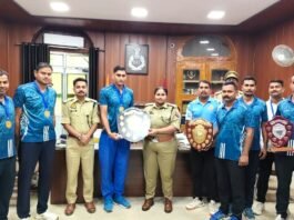 वॉलीबाल में मीरजापुर पुलिस का शानदार प्रदर्शन, दो प्रतियोगिताओं में जीती चल वैजन्ती