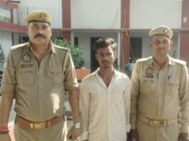 चोरी की बाइक के साथ शातिर चोर गिरफ्तार, तीन वारंटी भी दबोचे