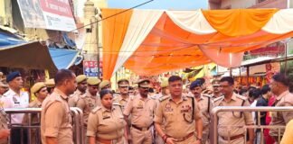शारदीय नवरात्र मेले के पहले दिन एडीजी ने परखी सुरक्षा व्यवस्था, अधिकारियों को दिए निर्देश