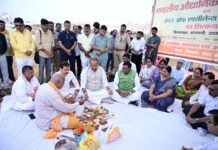 मिर्जापुर में उद्यान मंत्री ने किया सेंटर ऑफ एक्सीलेंस का भूमि पूजन