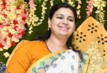 दिव्या मित्तल से बात करने को बेताब लोग, फोन मिलाते-मिलाते थक रहे समर्थक