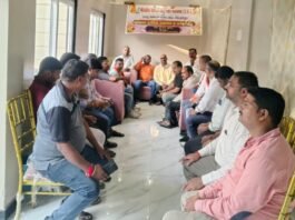 मिर्जापुर की पूर्व जिलाधिकारी दिव्या मित्तल को मुख्य अतिथि बनाने पर सहमति