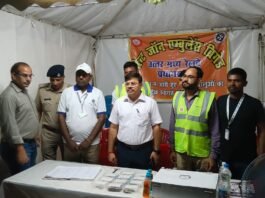 नवरात्रि मेले की व्यवस्थाओं का जायजा लेने विंध्याचल स्टेशन पहुंचे अपर मंडल रेल प्रबंधक