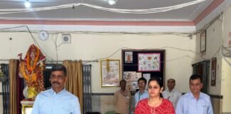 PET-2026 परीक्षा केंद्रों का मंडलायुक्त और डीआईजी ने किया निरीक्षण
