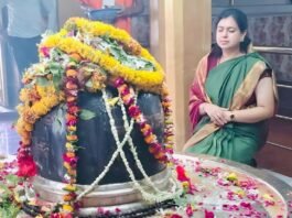 कुशल प्रशासक ही नहीं, भोले की भक्त भी थीं दिव्या मित्तल