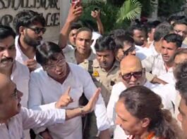 लखनऊ: कांग्रेस प्रदेश कार्यालय में हंगामा, अजय राय धरने पर बैठे